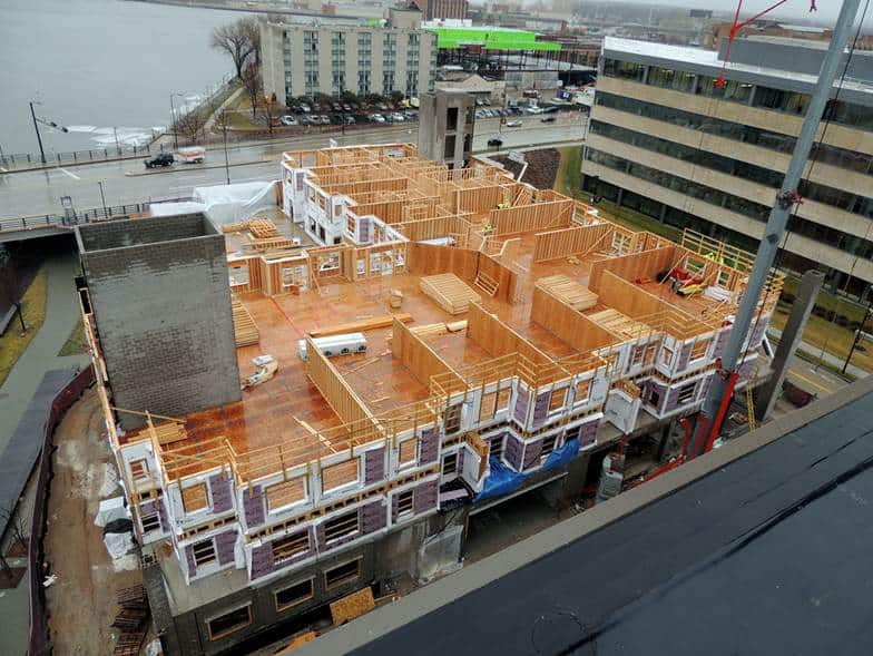 CityDeck – Construction Continues on Through Winter