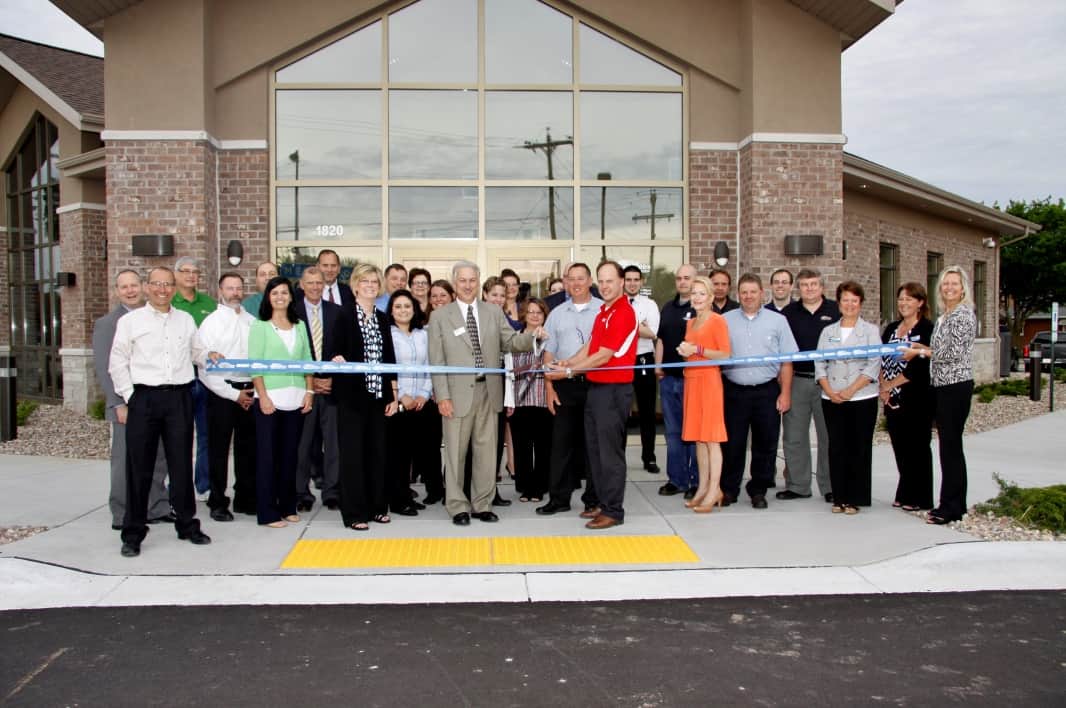 Fox Communities Credit Union ribbon cutting ceremony